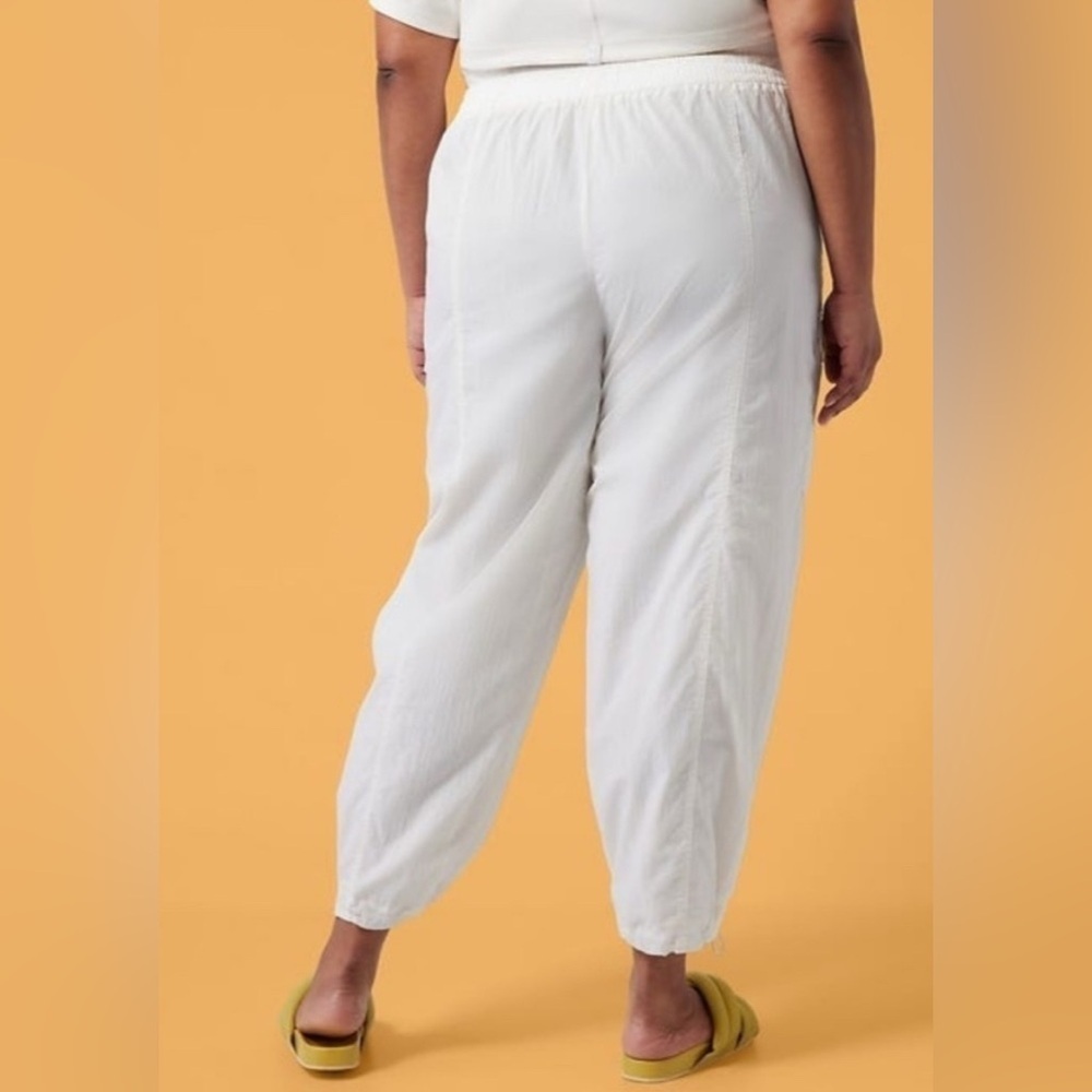 Athleta*Alicia keys Elegant White Joggers for Women